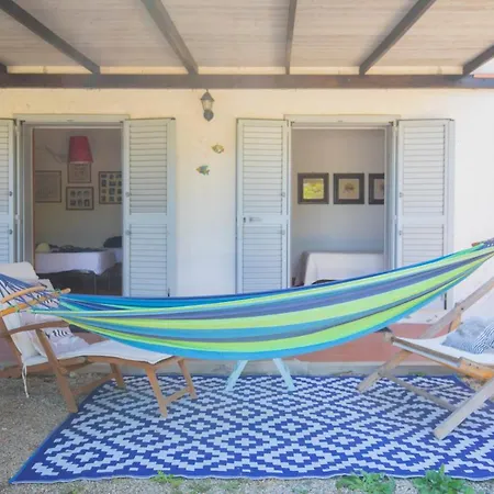 Holiday home Villetta Schiopparello By Helloelba